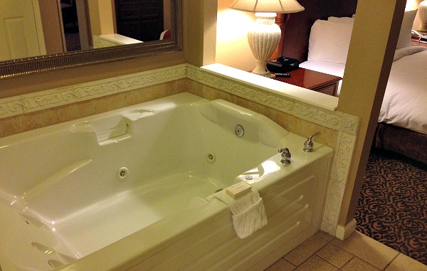 Florida Jacuzzi   Suites Excellent Romantic Vacations