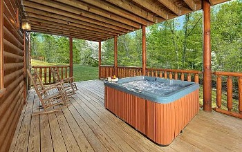 What are some motels with in-room hot tubs?