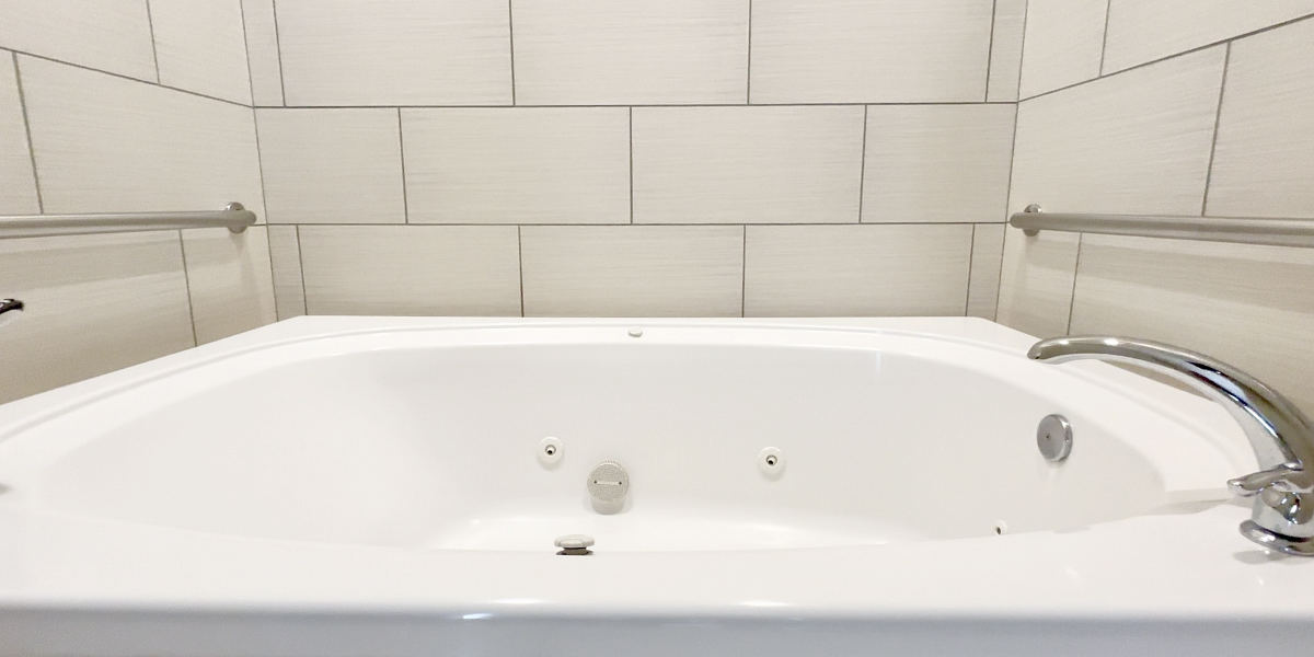 Hampton Inn & Suites Manteca CA Whirlpool Suite Just 17 miles from Stockton, CA
