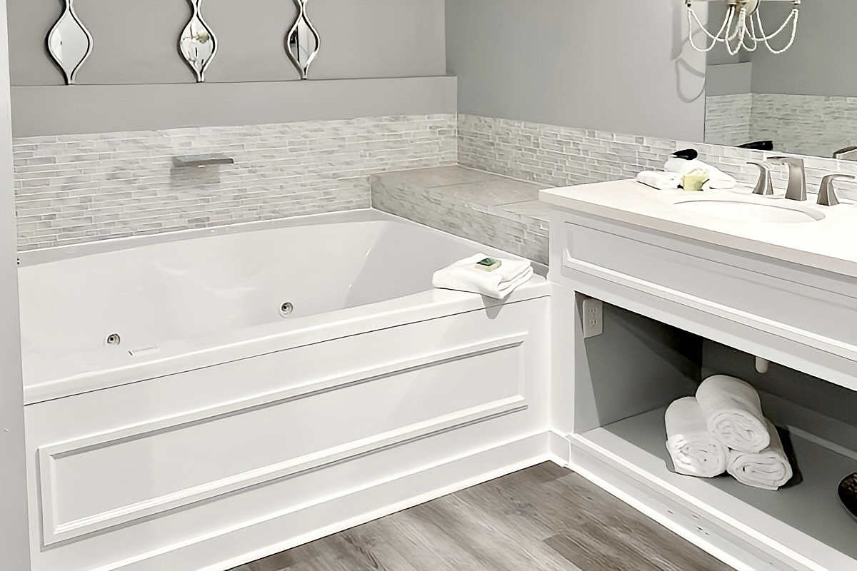 Jetted Tub in the Primary Bath at Belamere Suites, Close to Atlanta Georgia