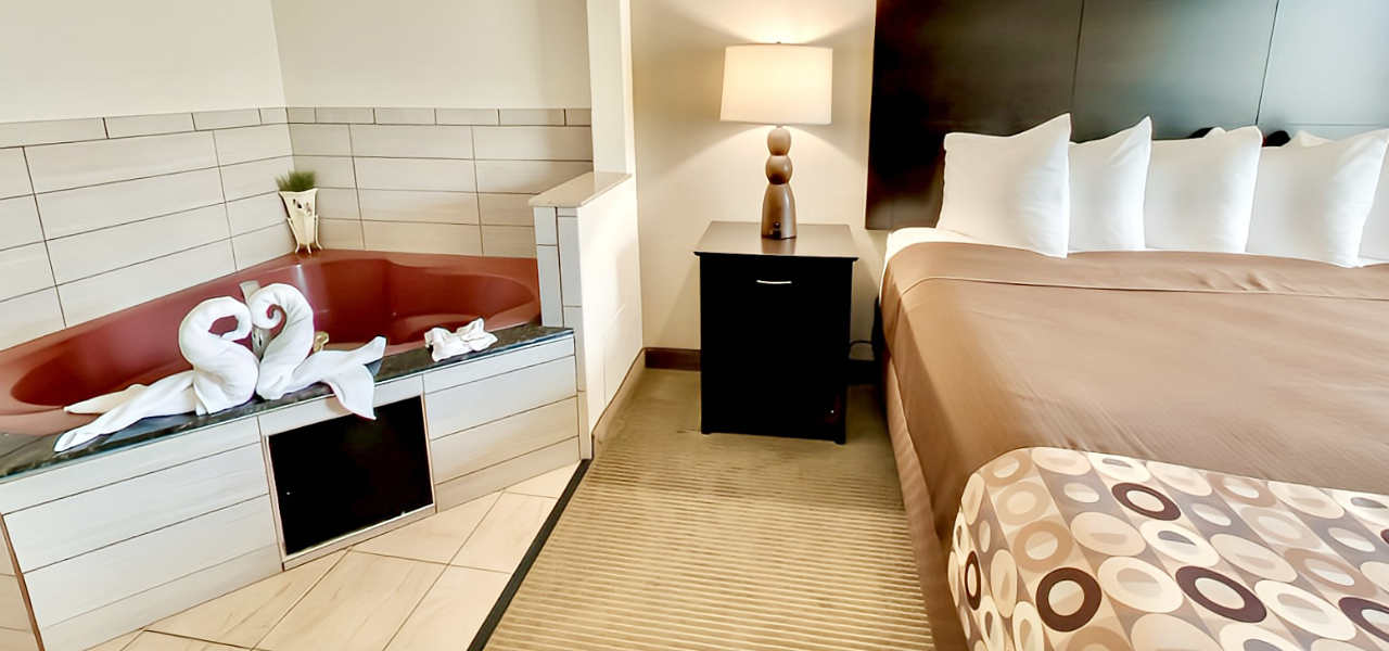 Best Western Suites Columbus In-Room Whirlpool Tub