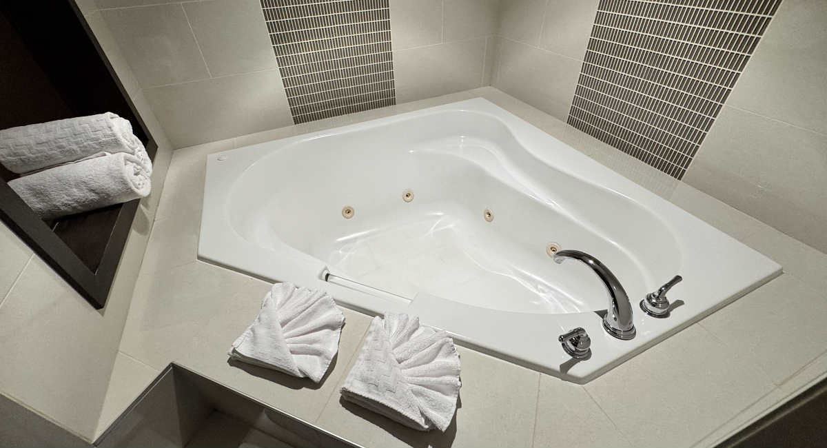 In-Room Jetted Tub at Best Western Premier Denham Inn & Suites