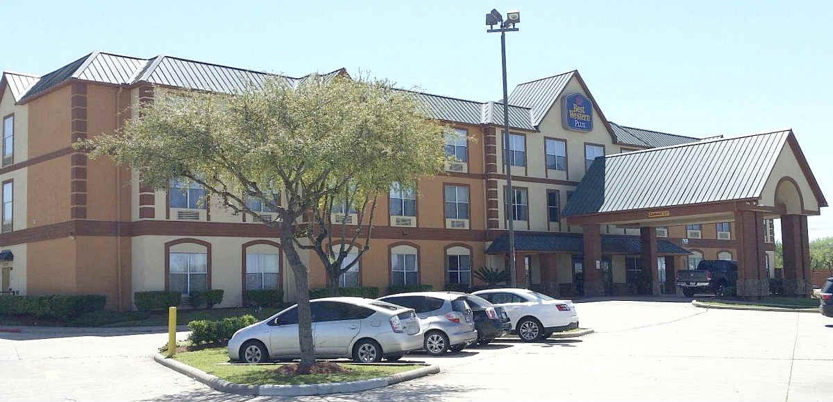 Houston Hot Tub Suites Romantic InRoom Spa Tubs from 99