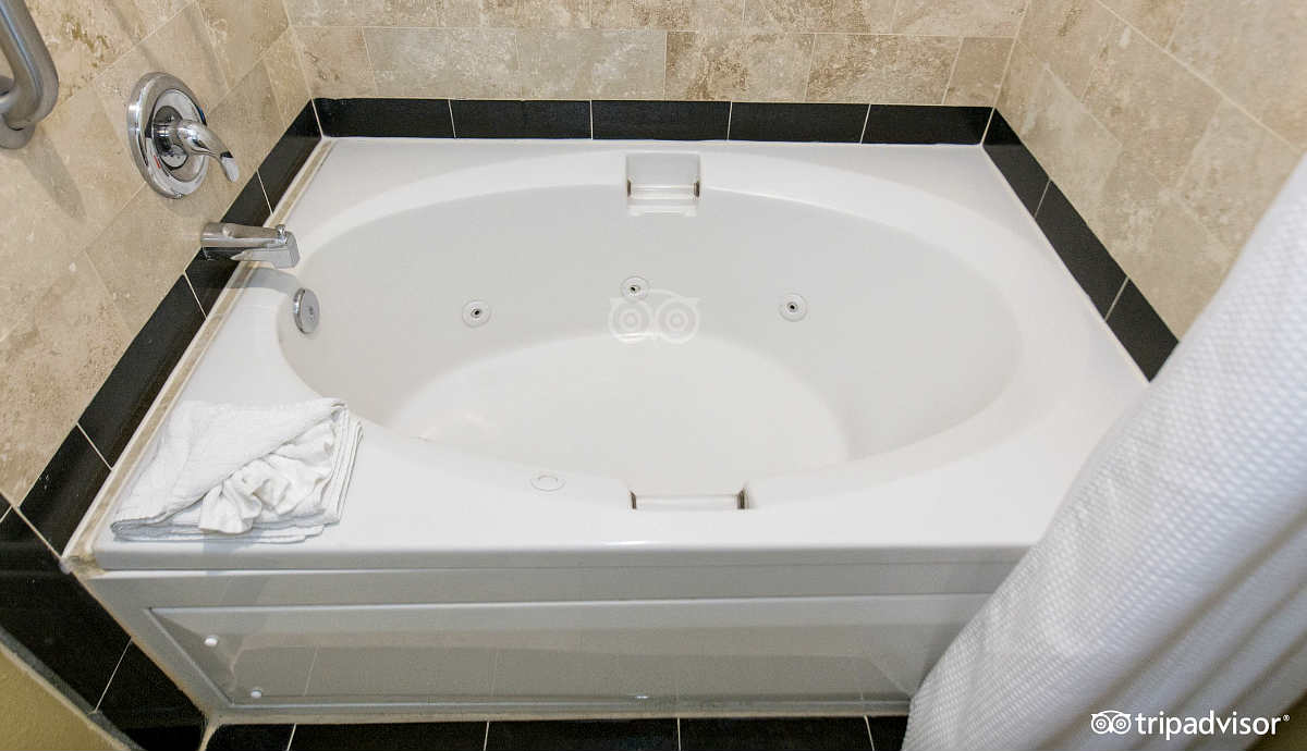 Anaheim Hot Tub Suites Spa Tub Fun Near Disneyland Starting at 139