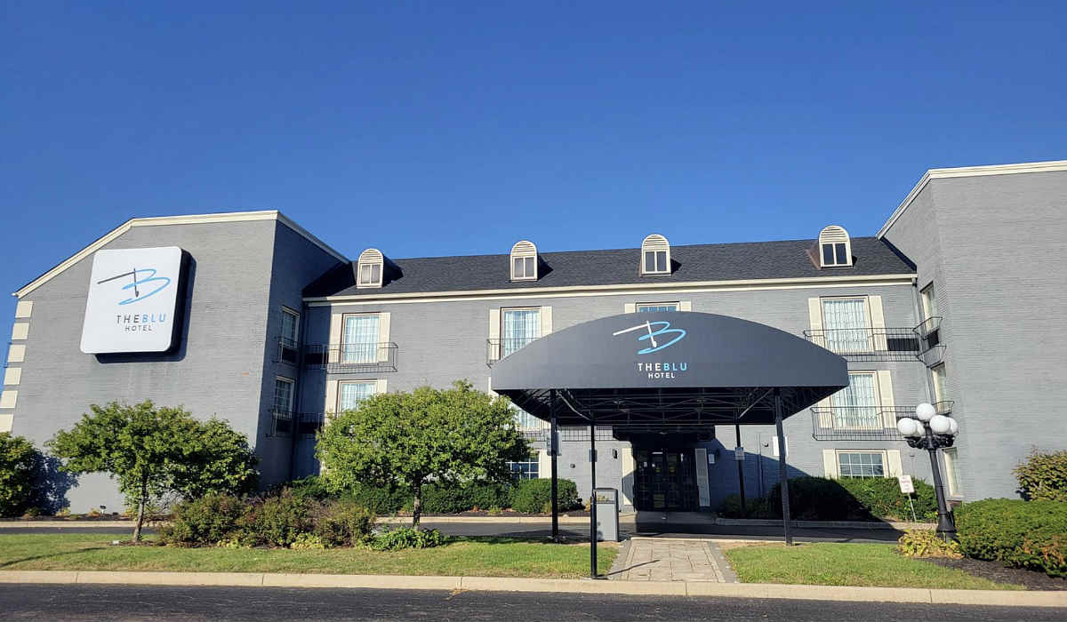 Outside View of the Blu Hotel, Blu Ash, Cincinnati Ohio