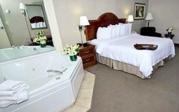 North Carolina Hot Tub Suites Excellent Romantic Vacations