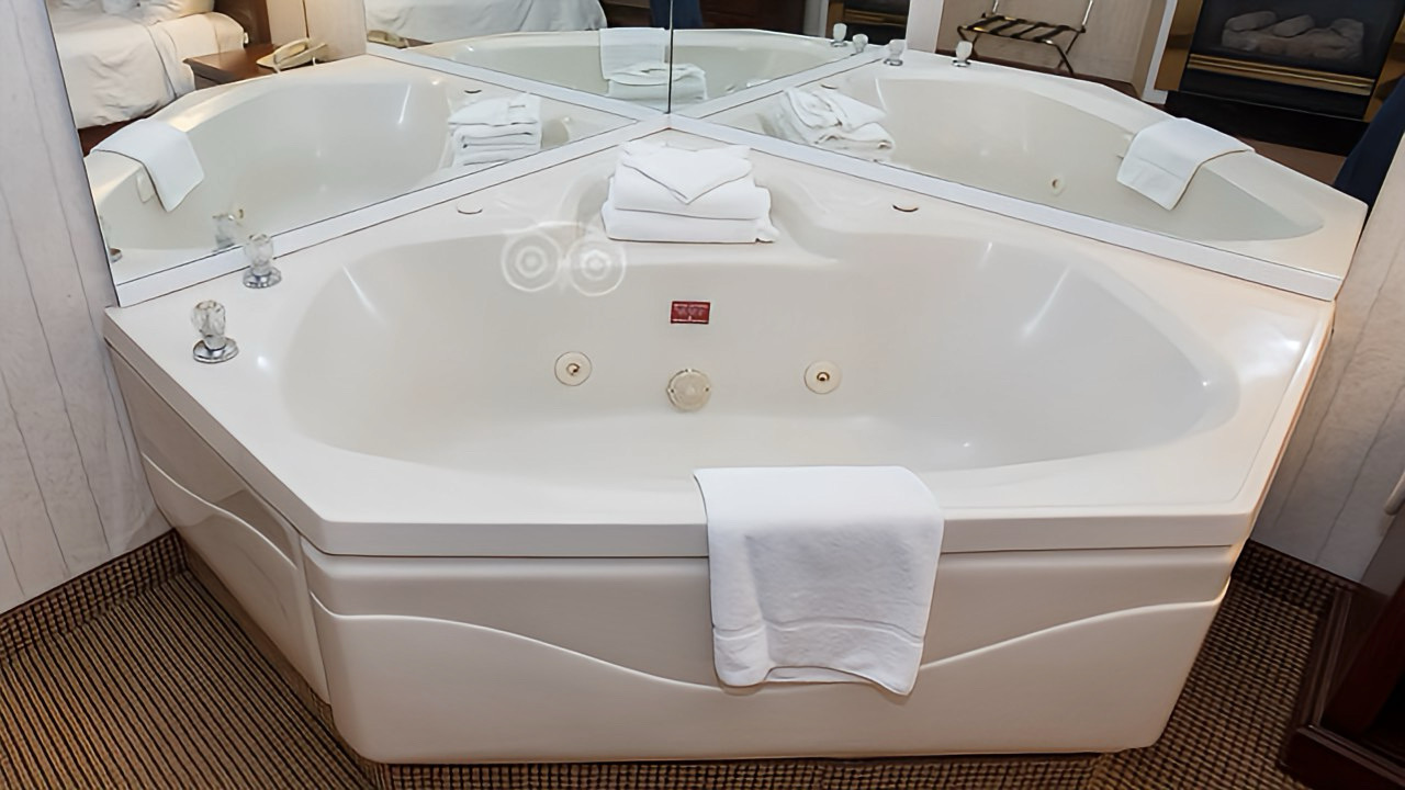 Close Up of a Jetted Spa Tub In-Suite at Clifton Victoria Inn at the Falls, Niagara Falls ON.