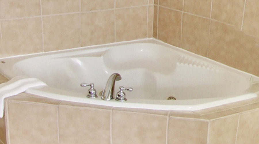 Whirlpool Tub Suite at Comfort Suites Atlanta South