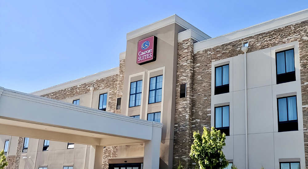 Outside View of the Front of Comfort Suites, Dodge City, Kansas
