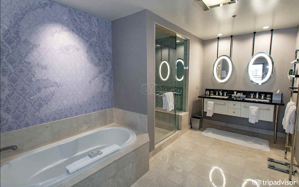 Best Hotel Bathrooms in Las Vegas