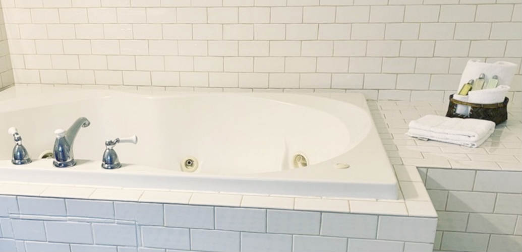 Romantic Whirlpool Suite, Craftsman Inn, Calistoga CA