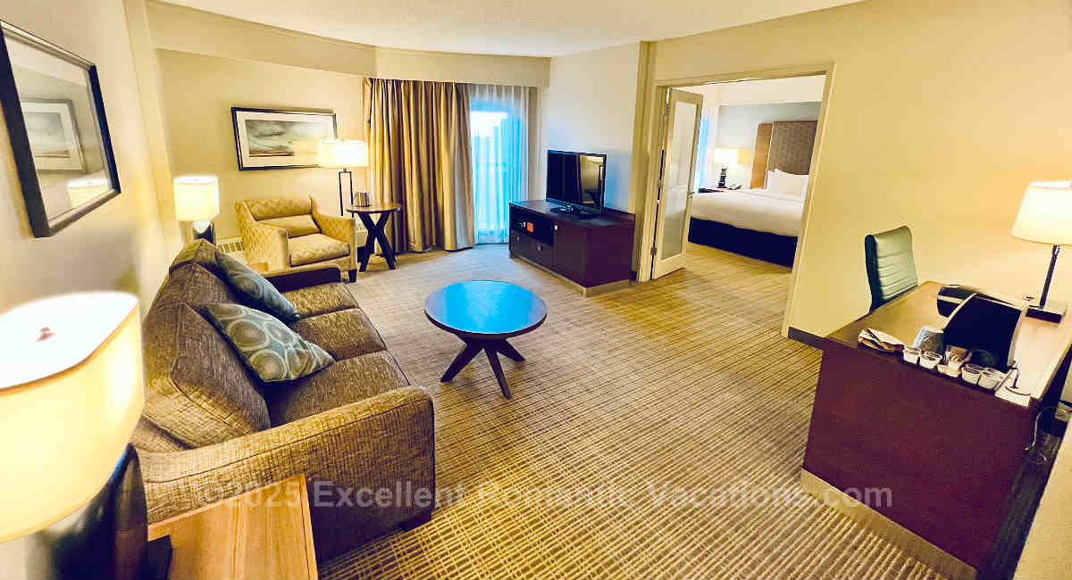 DoubleTree Hotel Honeymoon Suite with Jetted Tub in Regina, SK