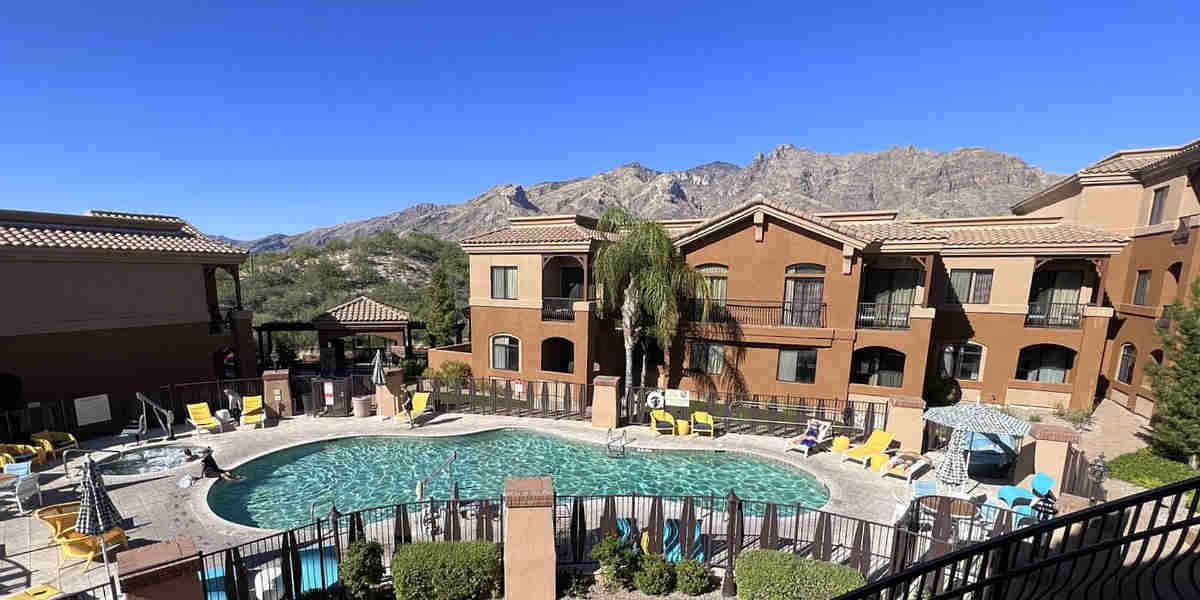 March Afternoon by the Pool at the Embassy Suites Tucson Paloma Village