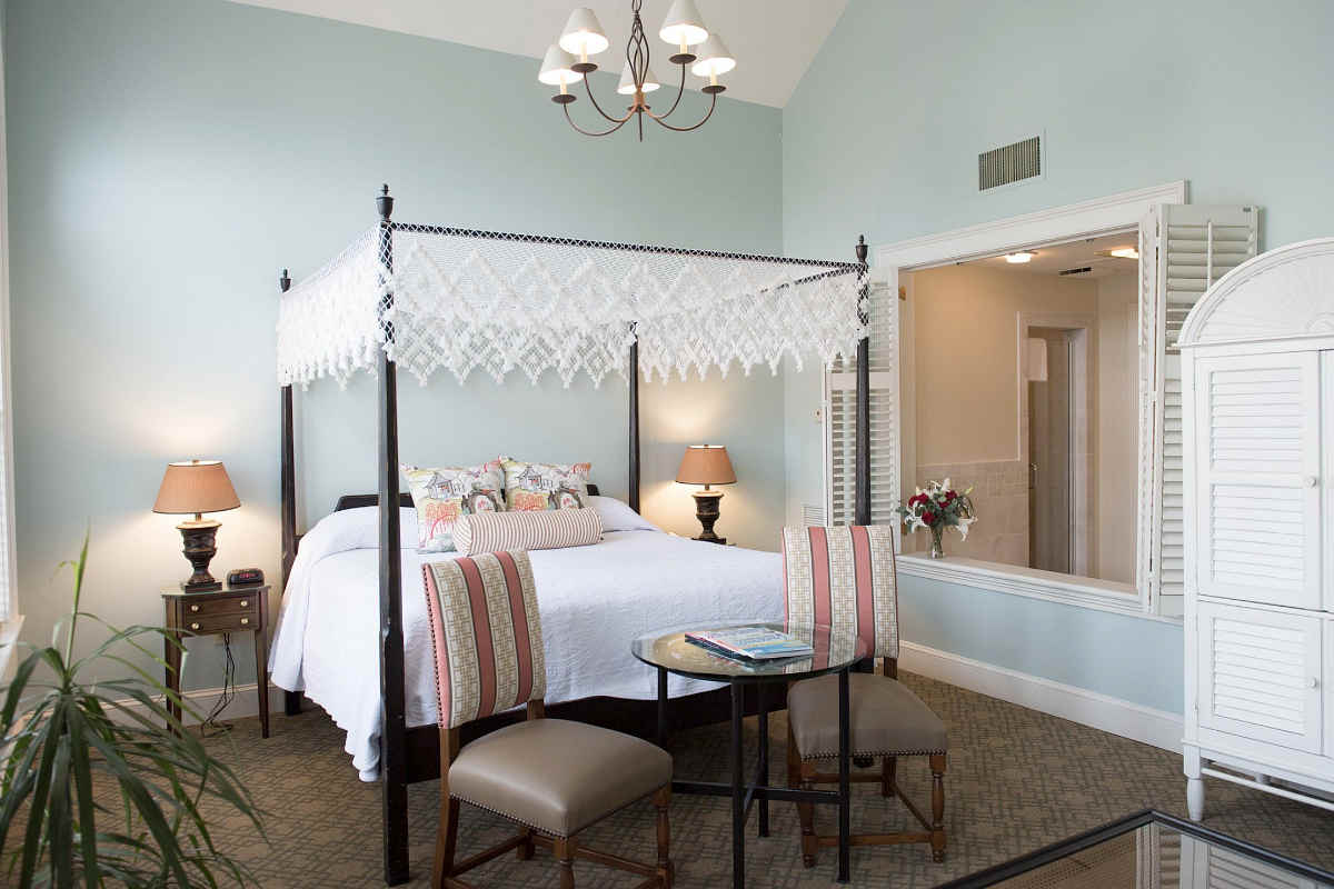 Romantic Suite with a Four Poster Bed at the Fulton Lane Inn, Charleston SC