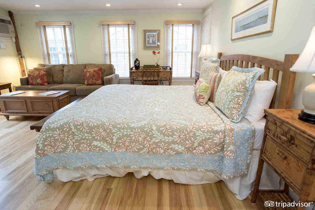 Romantic Provincetown, MA Inn with In-Room Spa Tubs