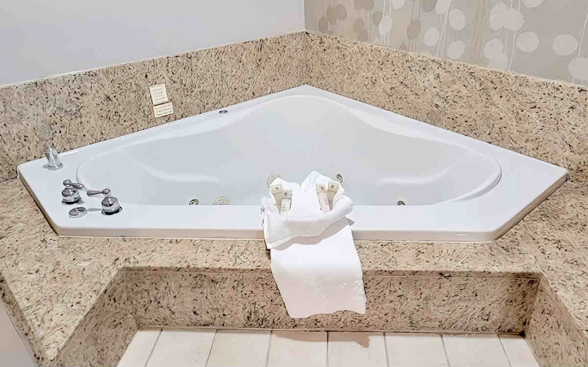 Marriott Courtyard 2-Person In-Room Whirlpool Tub in Goshen, NY.