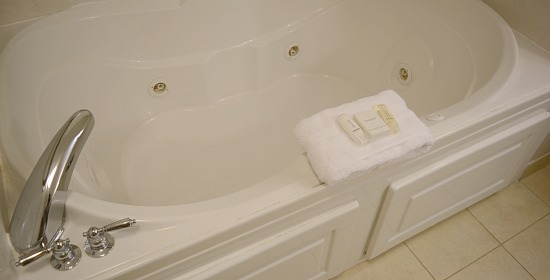 Hawaii Hot Tub Suites Oahu Maui Kauai Spa Tub Suites