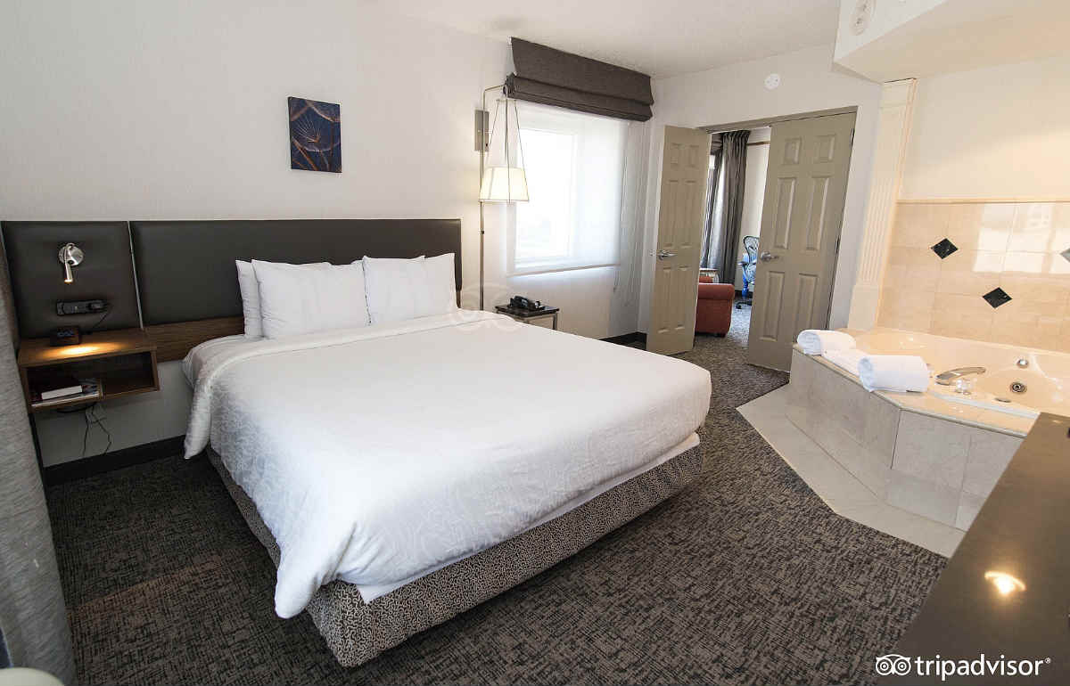 North Carolina Hot Tub Suites Private NC Hotel InRoom Jetted Tubs