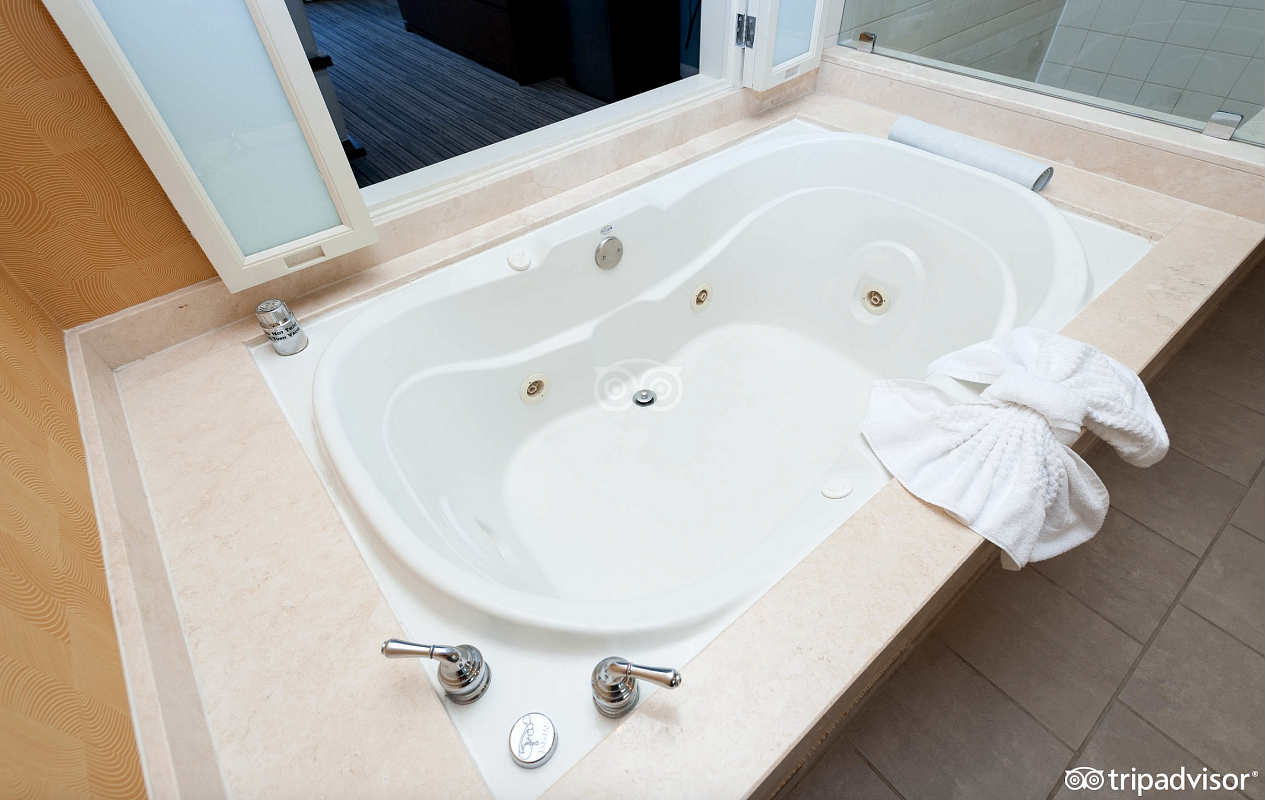 San Diego Hot Tub Suites Wonderful Whirlpool Tubs from 112/night