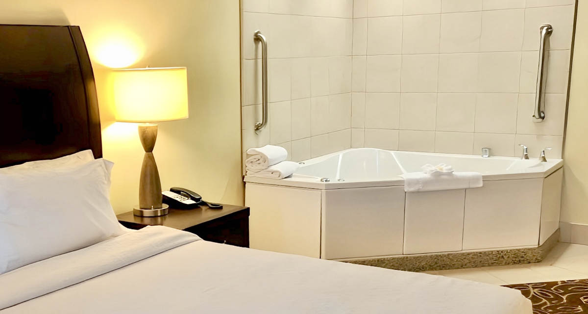 Hilton Garden Inn Suite with an In-Room Whirlpool Close to Salt Lake in Sandy, Utah.