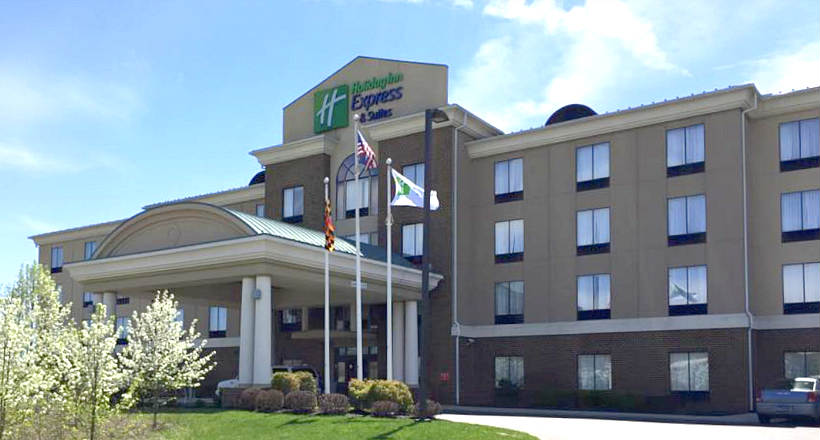 Fromt of the Holiday Inn Express Hotel in Elkridge, MD