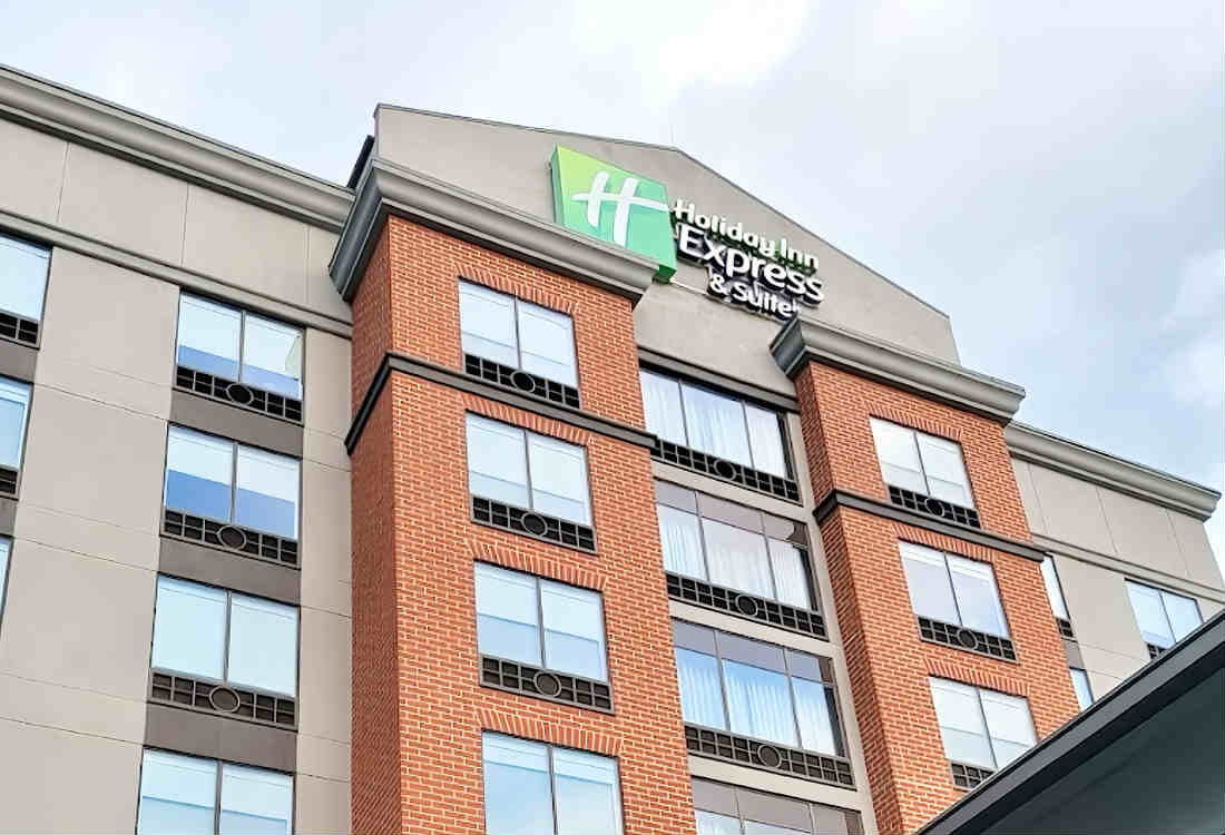 Outside View of Holiday Inn Express Columbus OSU