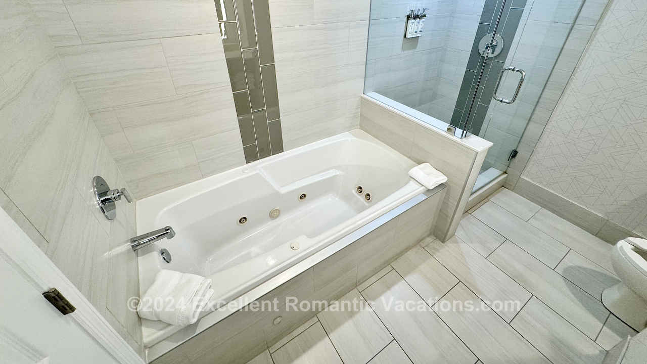 Garden Tub Whirlpool Suite at Holiday Inn Express Tampa I-75 Bruce B. Downs.
