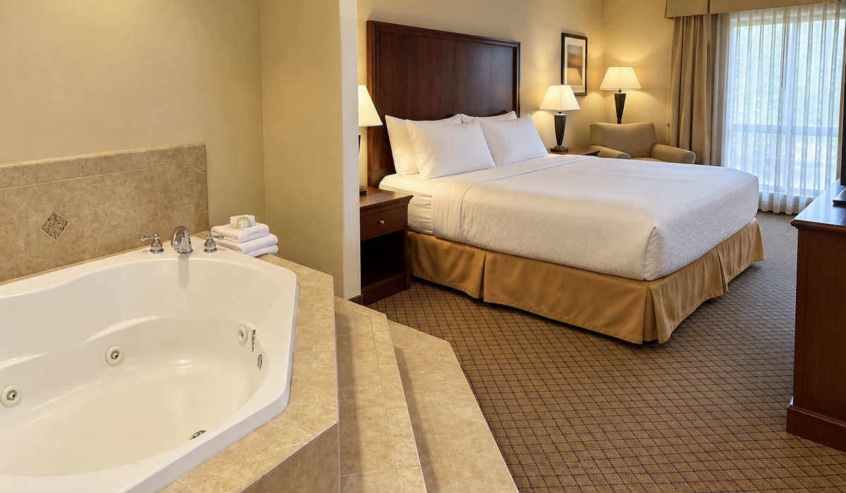 Whirlpool Tub with King Bed in a Room at the Holiday Inn Express, Lincoln CA