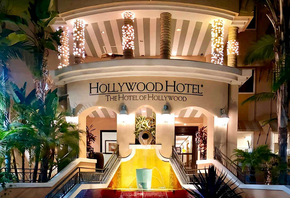Hollywood Hotel In Los Angeles at Night