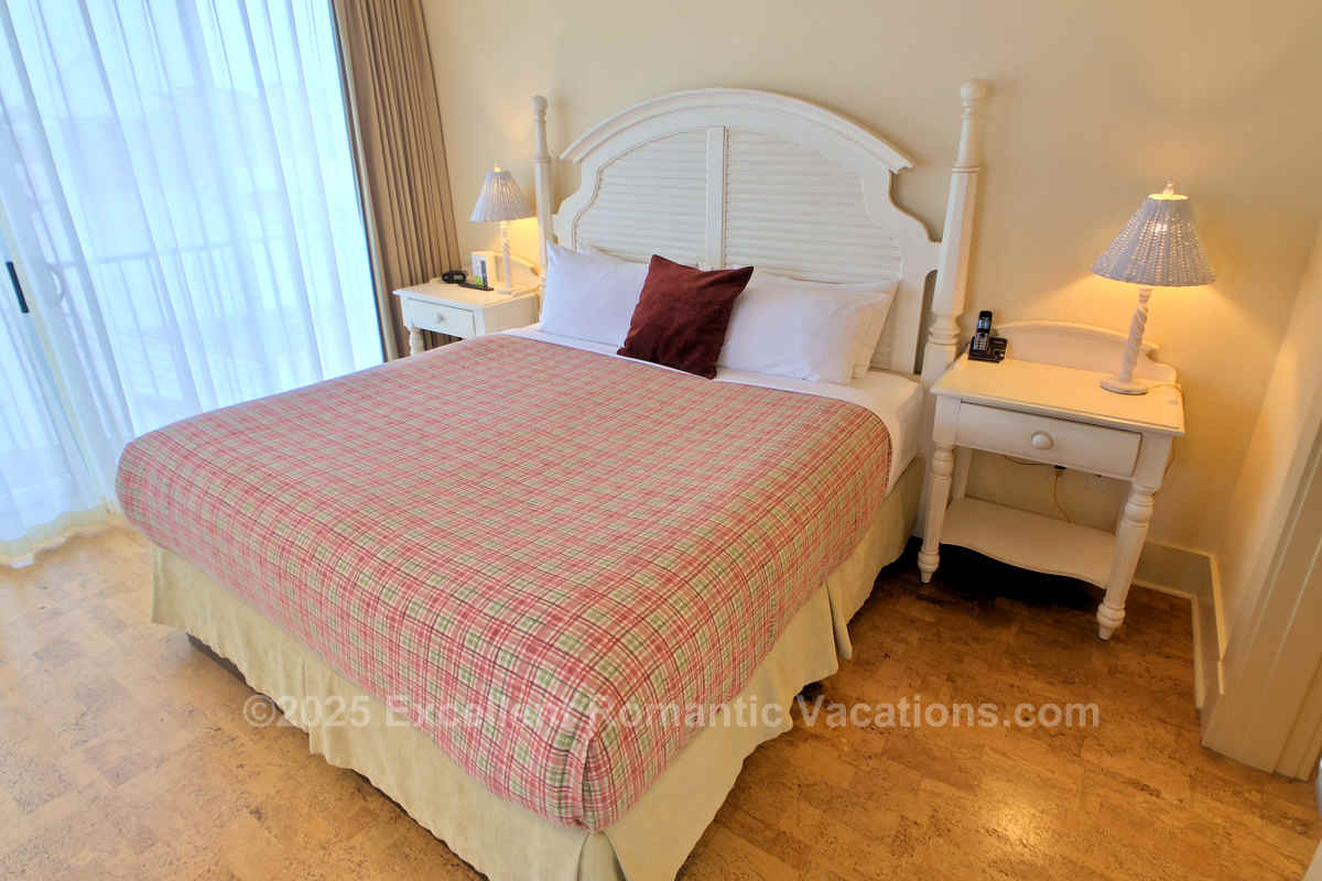 Suite with a King Bed, Hotel Eldorado, Kelowna BC