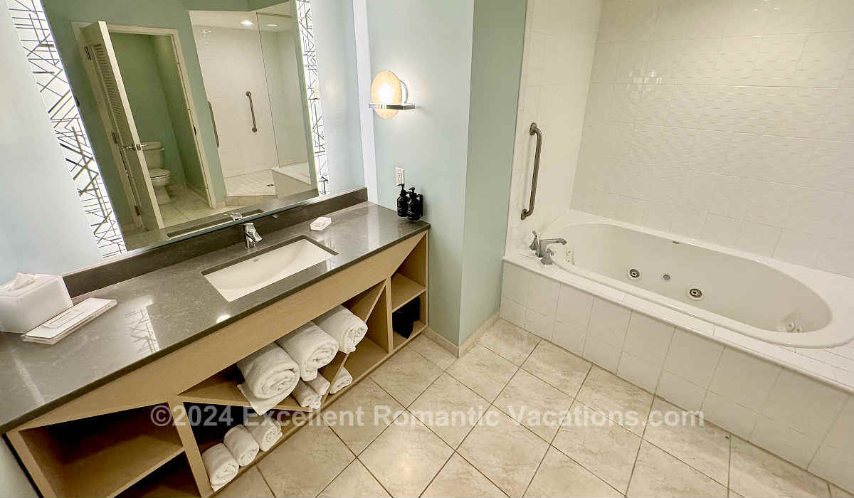 Hotel Indigo Master Bath with Jetted Tub in Jacksonville, Florida