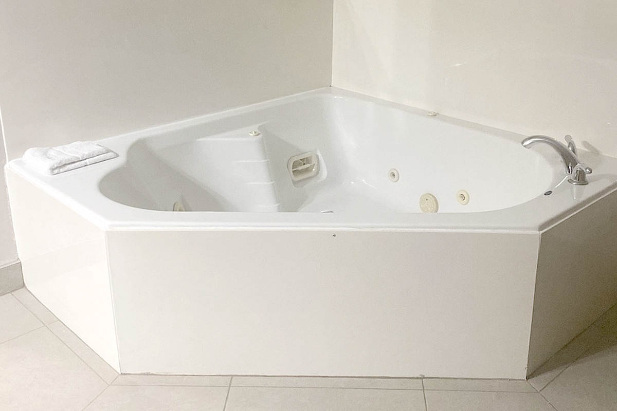 Kentucky Hot Tub Suites Bubbly Bluegrass Hotel Jetted Tub Getaways