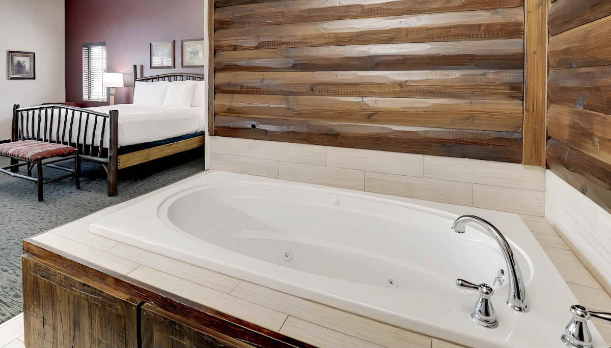 Photo of an in-room jetted tub in a King Suite at Stoney Creek Hotel Kansas City - Independence, Missouri