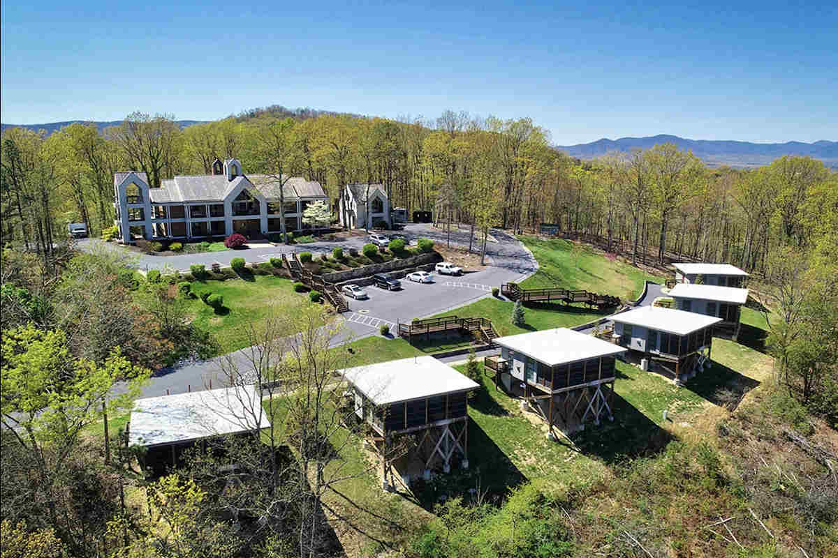 Iris Inn Romantic Hot Tub Cabins in Shenandoah Valley, VA
