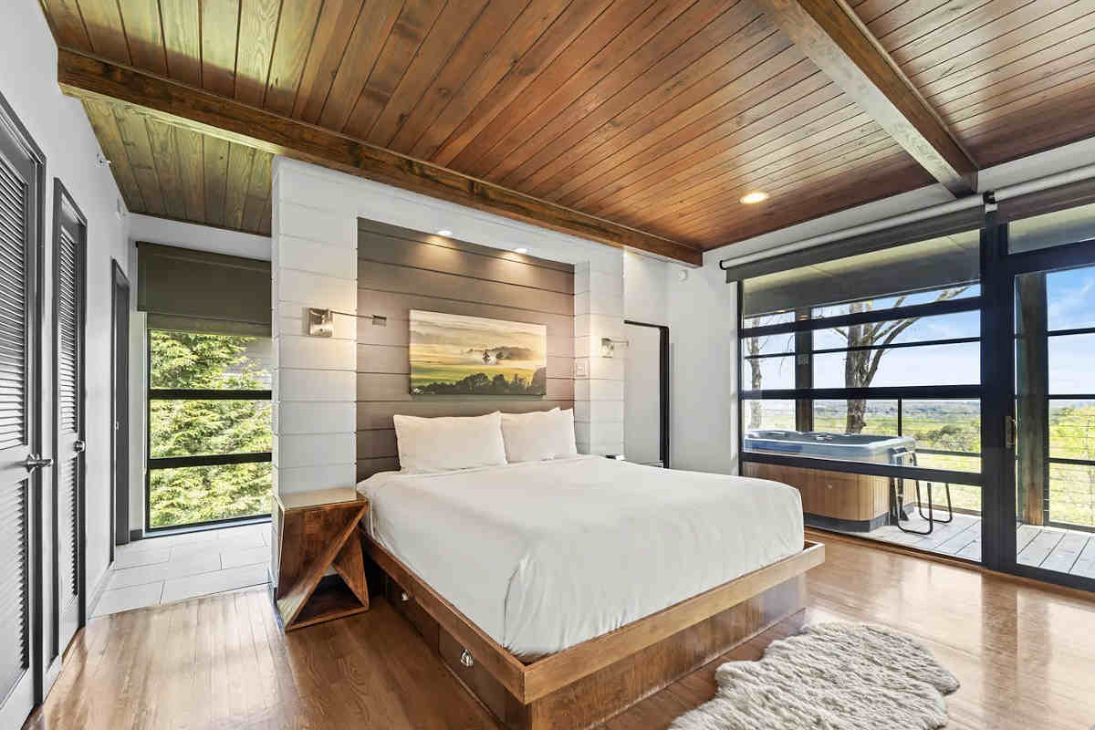 Romantic Suite with a King Bed and Private Hot Tub Outside at the Couples-Only Iris Inn, Virginia