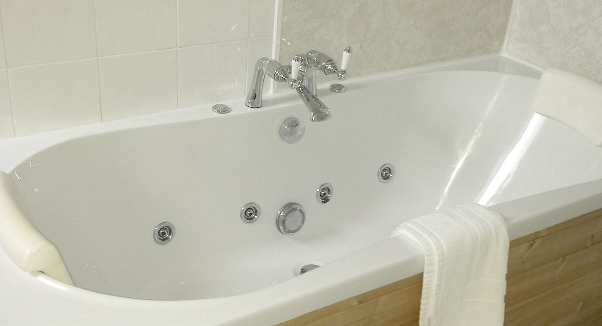 Spa Tub for 1 Person at the Keswick Park Hotel, Lake District UK