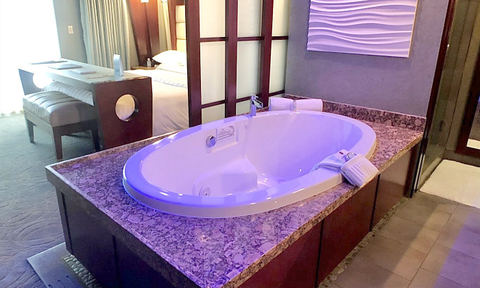 Los Angeles Hot Tub Suites 2021 Hotel Rooms with Private Jetted Tubs
