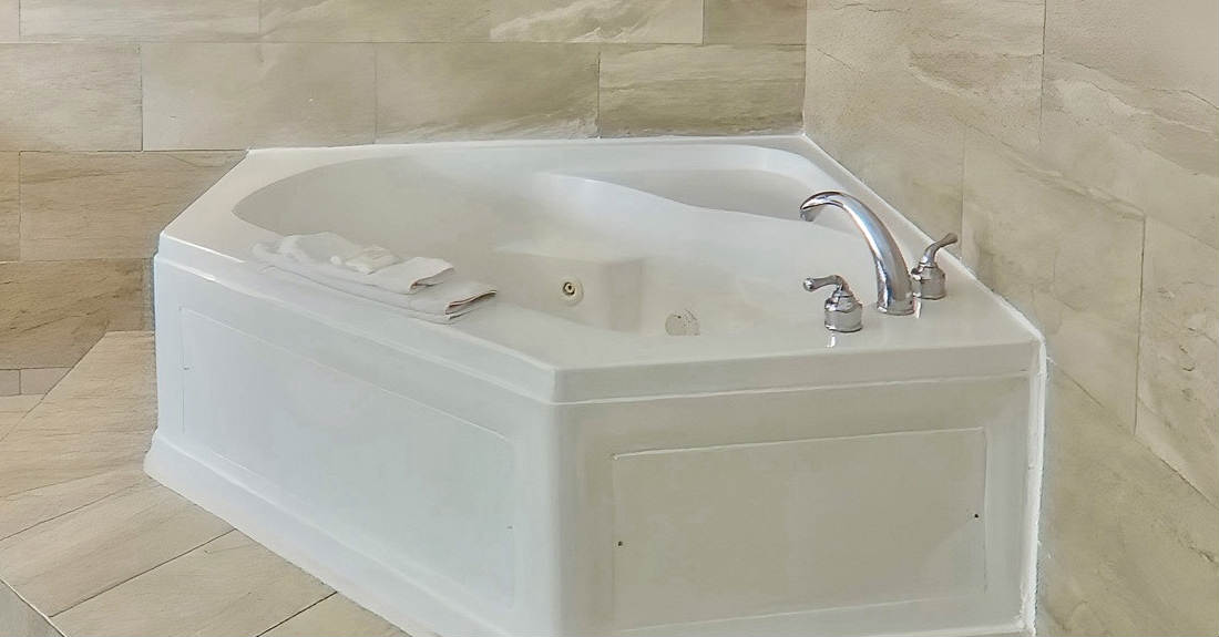 In-Room Jetted Tub for 2 Persons in a Suite at La Quinta Inn & Suites, Austin - Cedar Park TX
