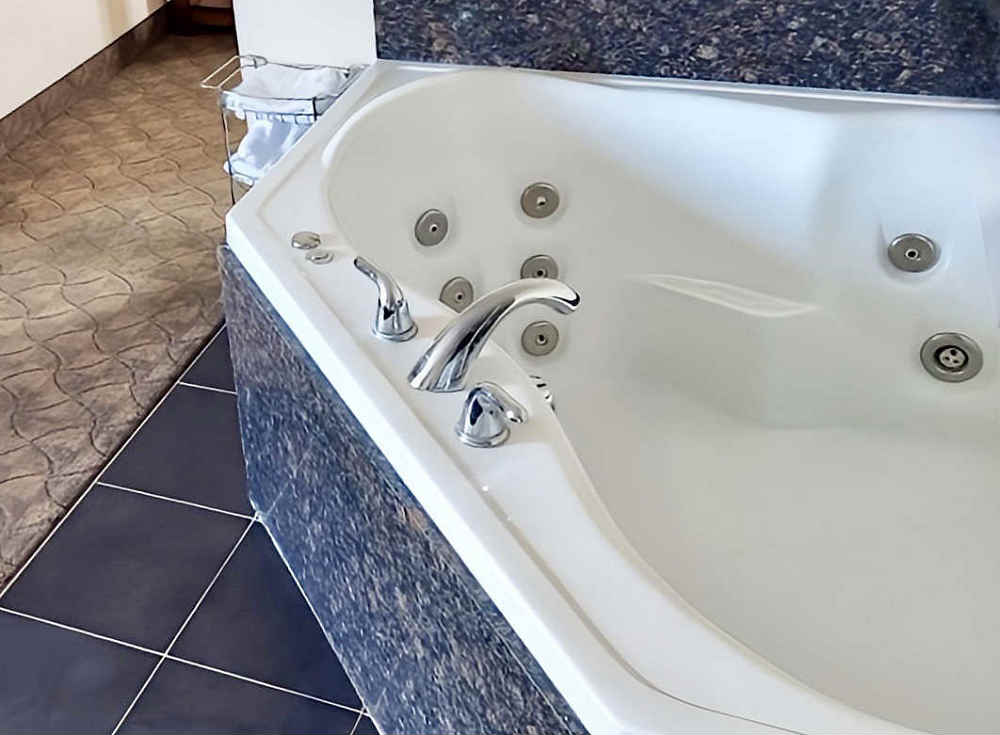 La Quinta Inn Suite with a Romantic Jetted Tub in Dodge City, Kansas