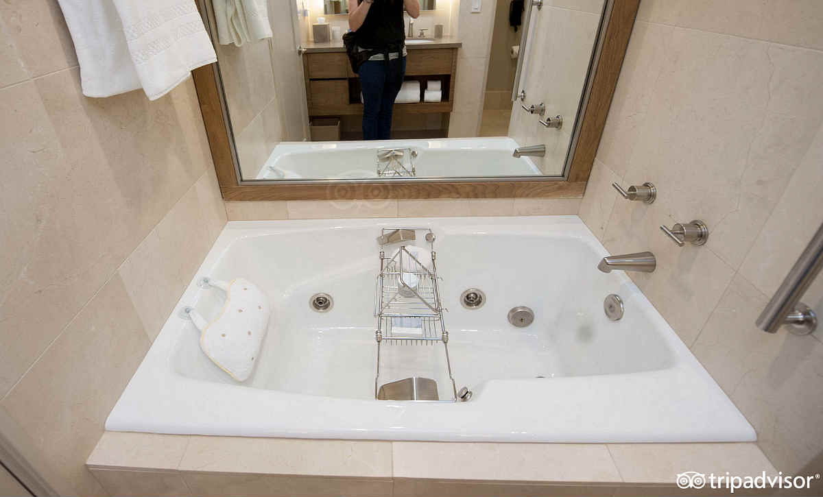 Little Nell Hotel Suite in Aspen Colorado with a Jetted Spa Tub