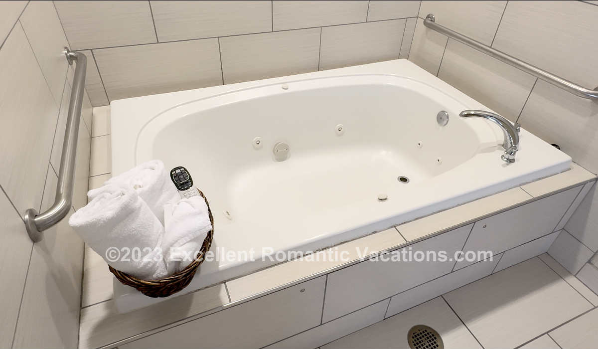 2 Person Whirlpool Tub in a King Room at Hampton Inn & Suites, Manteca CA