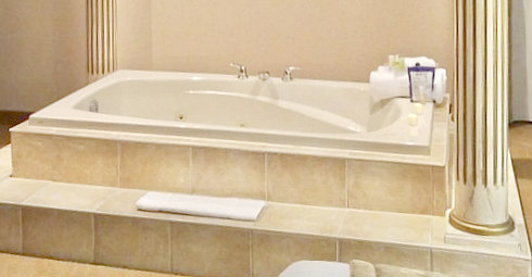 Markham Ontario Hotel Jetted Tub Suite