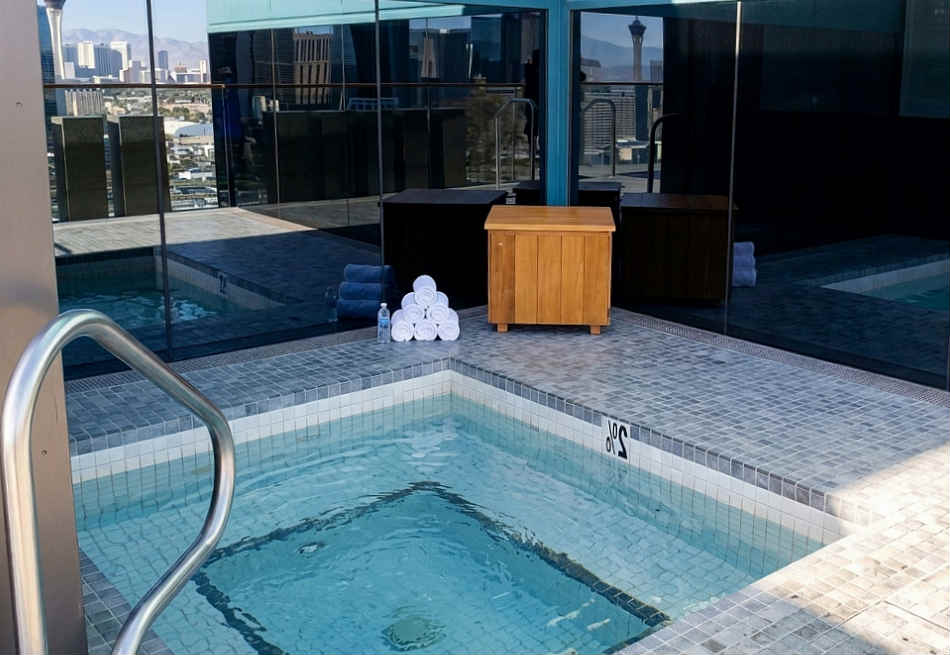 MGM Grand Skyloft Suite Plunge Pool