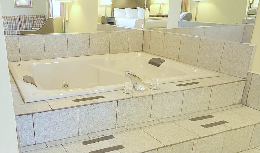 Whirlpool Suite at the Best Western in Muncie, Indiana