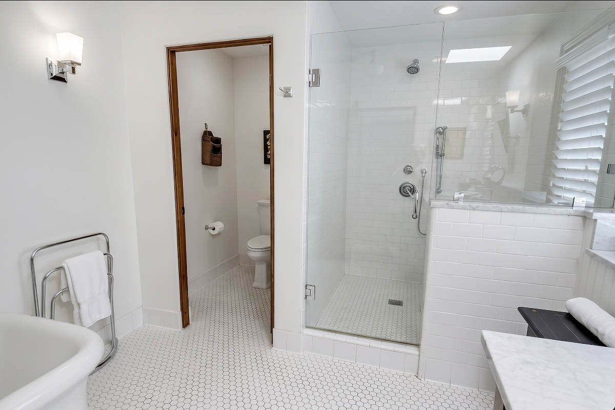 Oversized Bathroom with Soaker Tub and Walk-in Shower, Hermosa Inn, Paradise Valley AZ