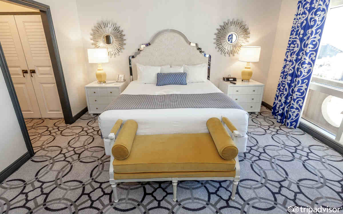 suite paris hotel las vegas rooms