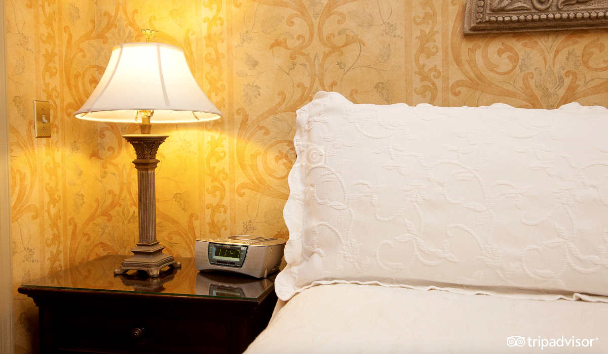 Philadelphia, PA Romantic Hotel Suite at the Penn's View Hotel.