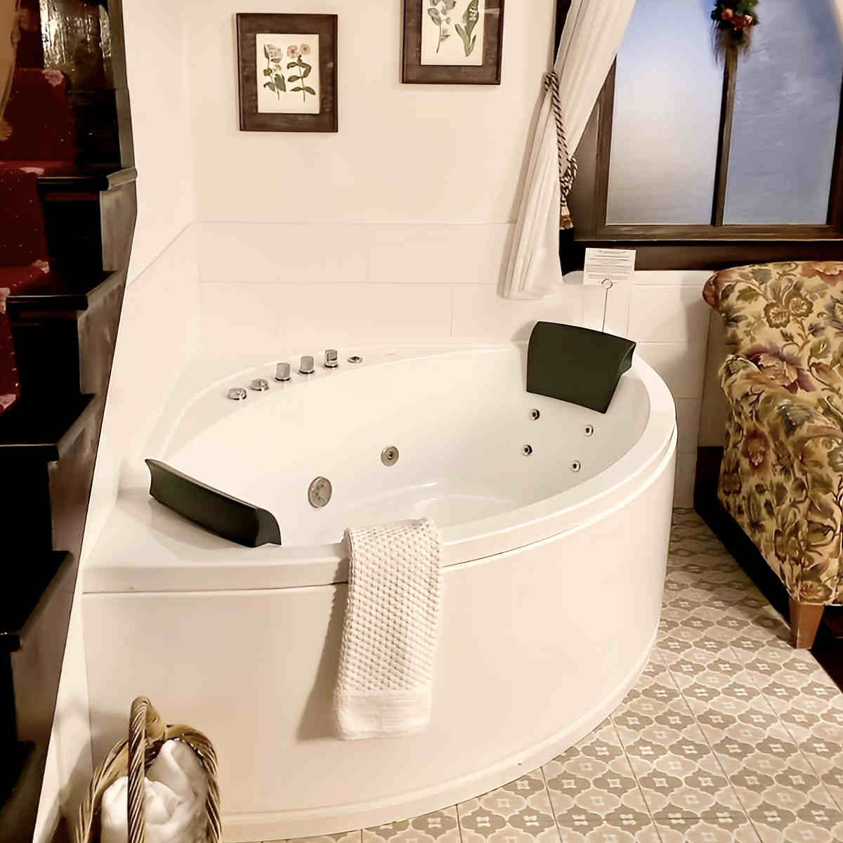 Romantic Canopy Bed in a Honeymoon Suite at Pension Anna in Leavenworth, WA