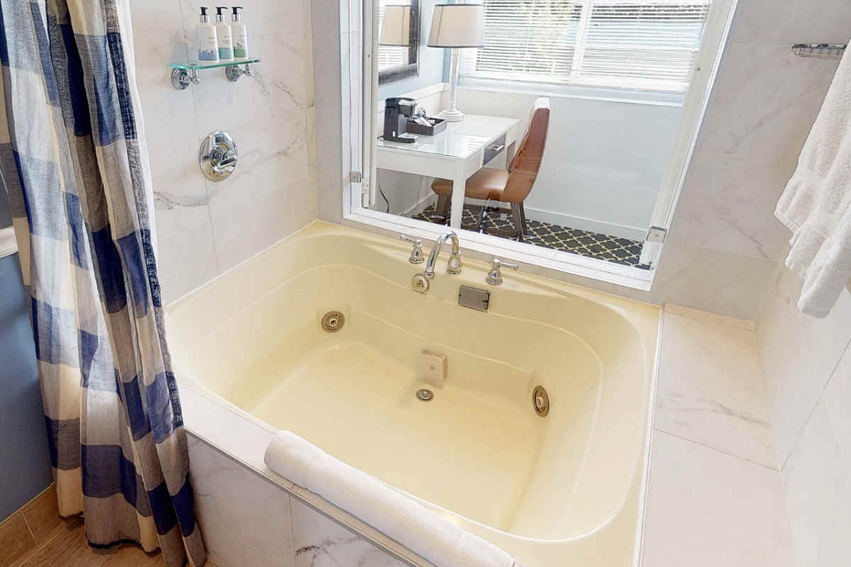 Beautiful 2-Person Whirlpool Tub in an Oceanfront Suite at the Portofino Hotel near Los Angeles in Redondo Beach, CA.