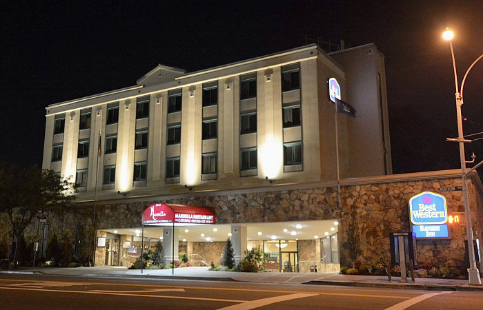 Hot Tub Suite Hotel in Queens, NY